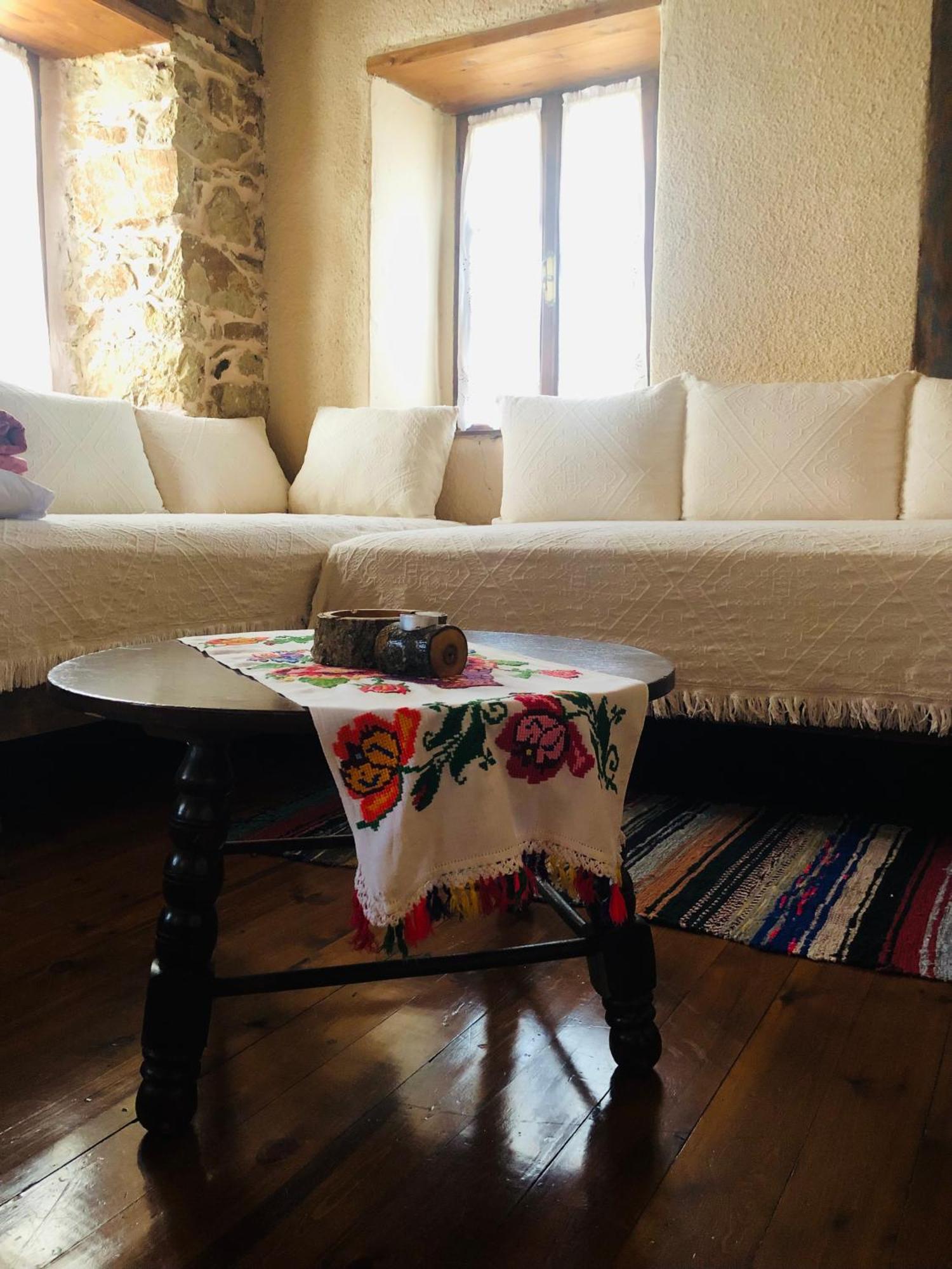 Χαγιάτι Hotel Psarades Екстериор снимка